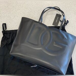Dolce and Gabbana BRAND NEW tote. DG Logo Leather Tote Bag.